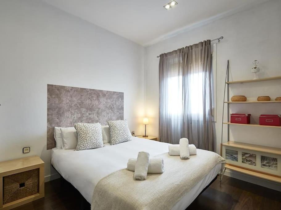 דירות Bed&Bcn Arquimedes ברצלונה מראה חיצוני תמונה