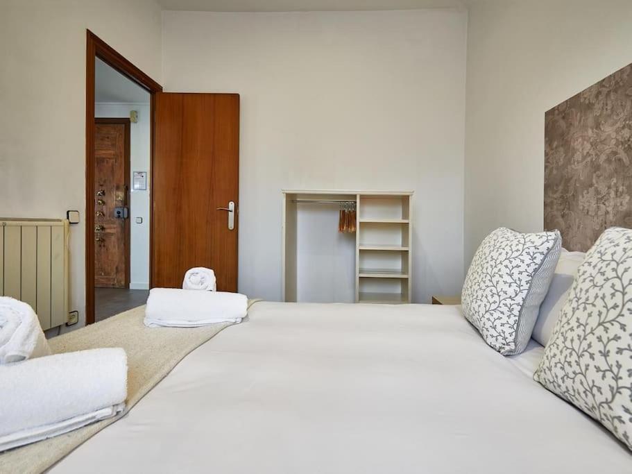 דירות Bed&Bcn Arquimedes ברצלונה מראה חיצוני תמונה